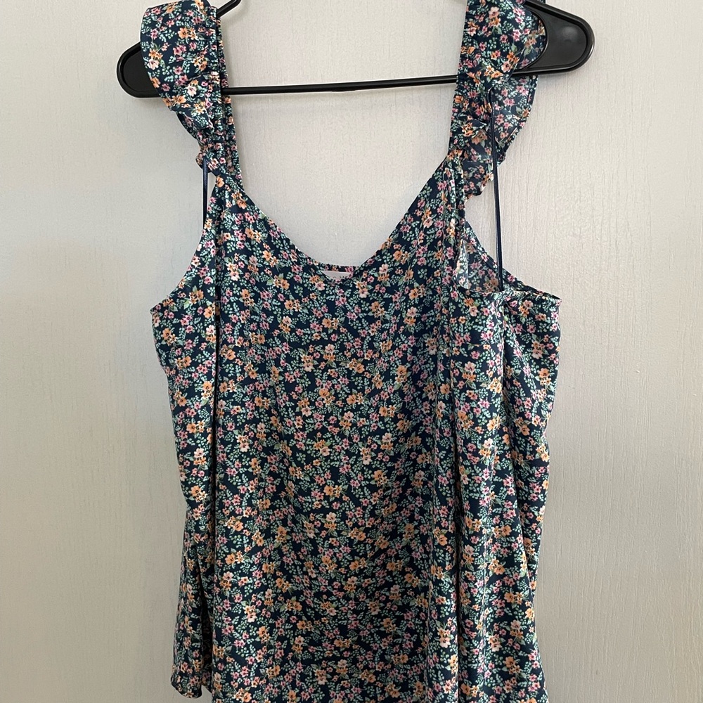 LC Lauren Conrad Black and Pink Ruffled Fitted Sleeveless Camisole